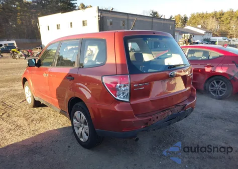 2010 Subaru Forester 2.5X из США, поврежденный, VIN JF2SH6AC3AH748002
